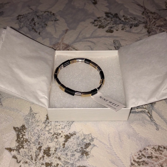 Nice West Bracelet - Picture 2 of 3